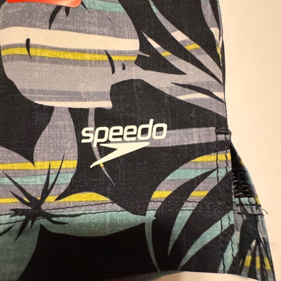 Mens Medium Speedo Tropical Black Floral Swim Board Shorts Surf Tech Volley - Picture 3 of 9